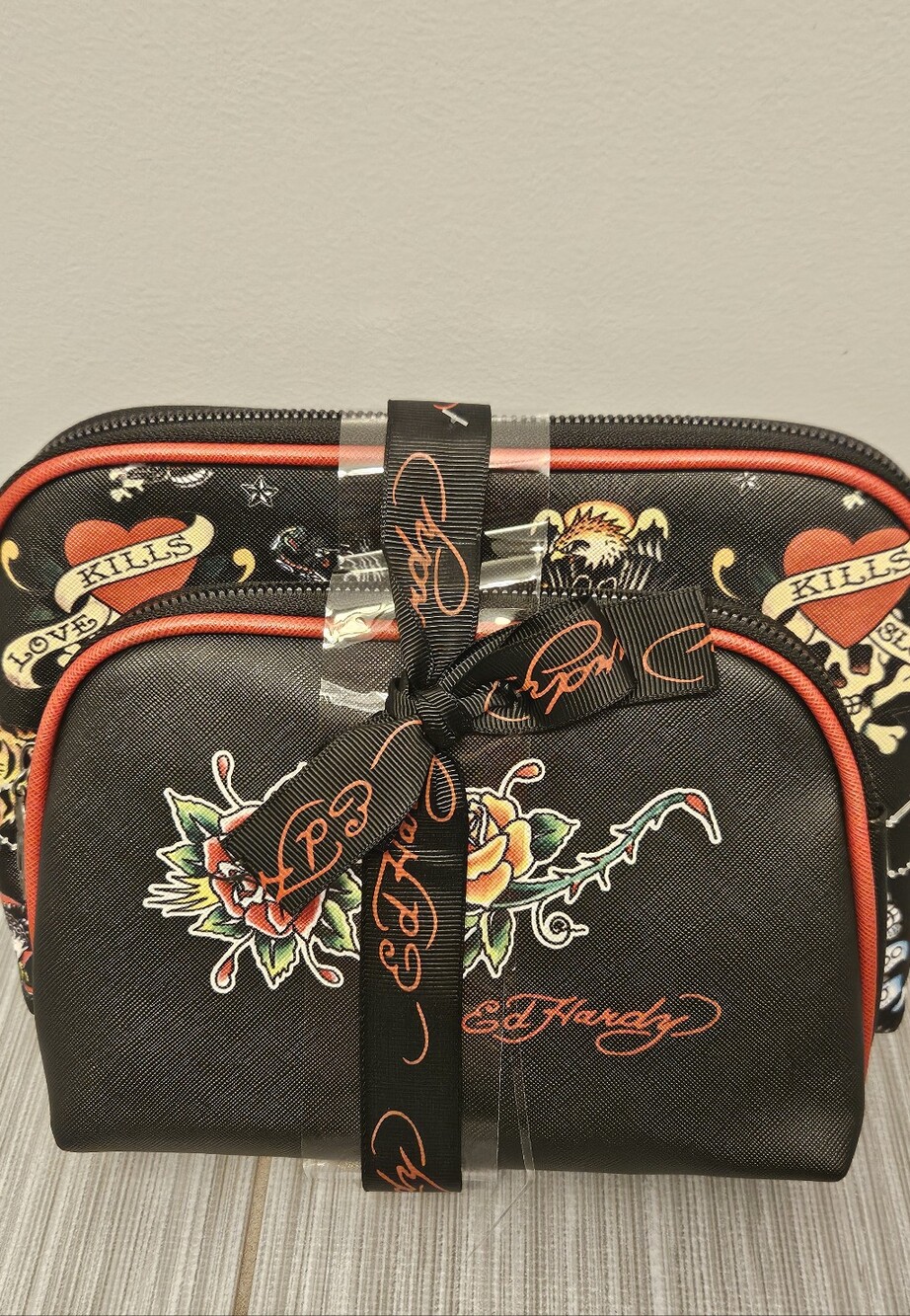 NEW Ed Hardy Cosmetic Set